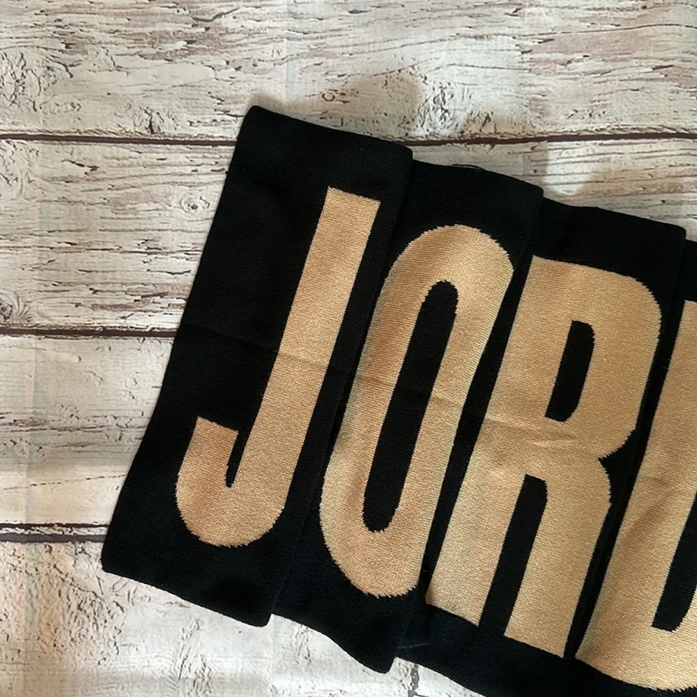 Jordan Knit Fabric Scarf